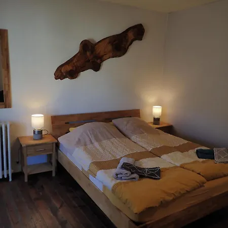 Bed & Breakfast La Miramboise, Et Table D Hotes 3*