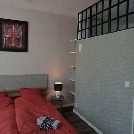 Bed & Breakfast La Miramboise, Et Table D Hotes 3*