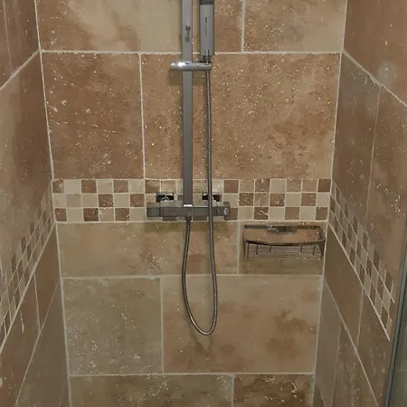 Panzió La Miramboise, Et Table D Hotes