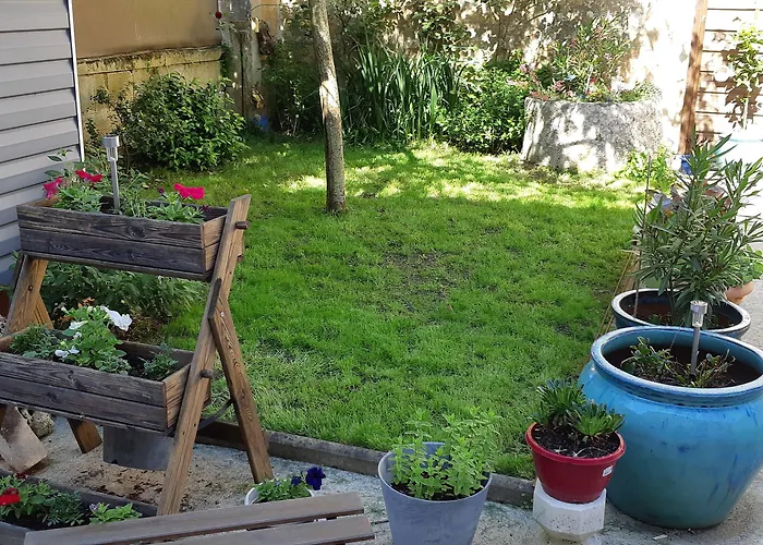 La Miramboise, Et Table D Hotes 3*