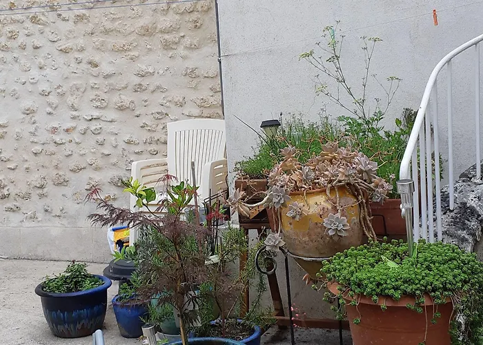 La Miramboise, Et Table D Hotes 3*