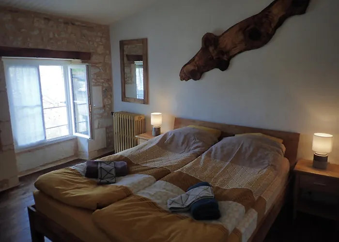 La Miramboise, Et Table D Hotes Bed and breakfast 3*